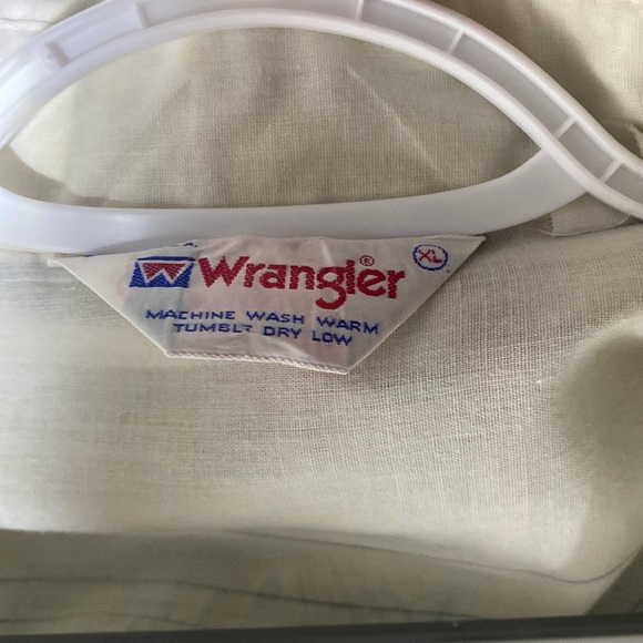 VINTAGE WRANGLER button up. Rare Aztec design. - Picture 3 of 3